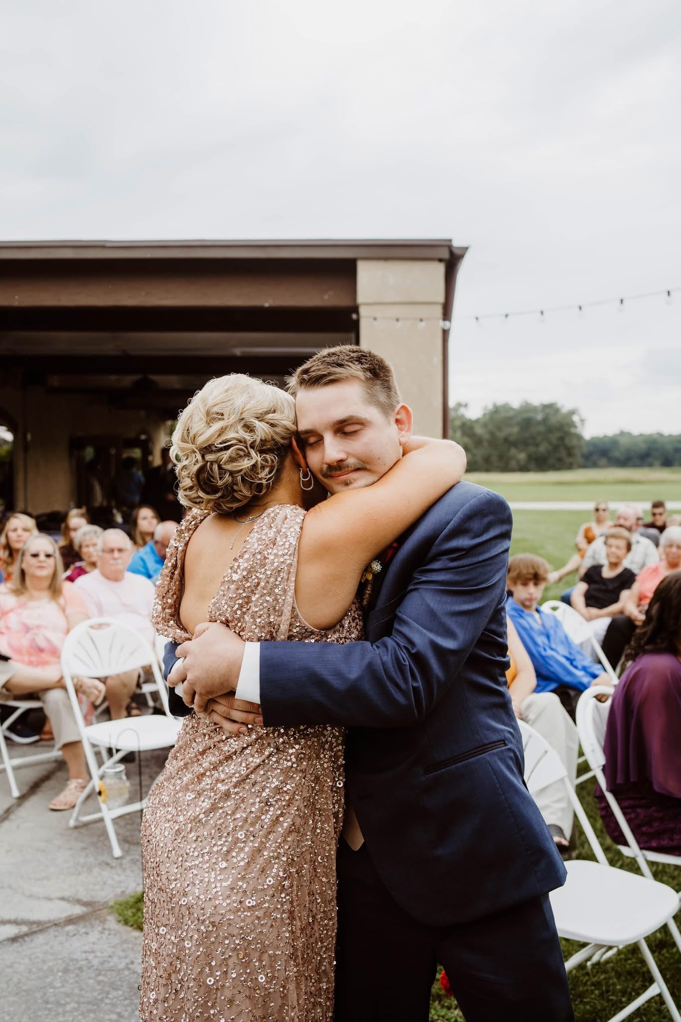 5 hours wedding day coverage